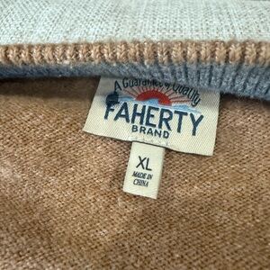 Faherty Men's Tan Sweater
